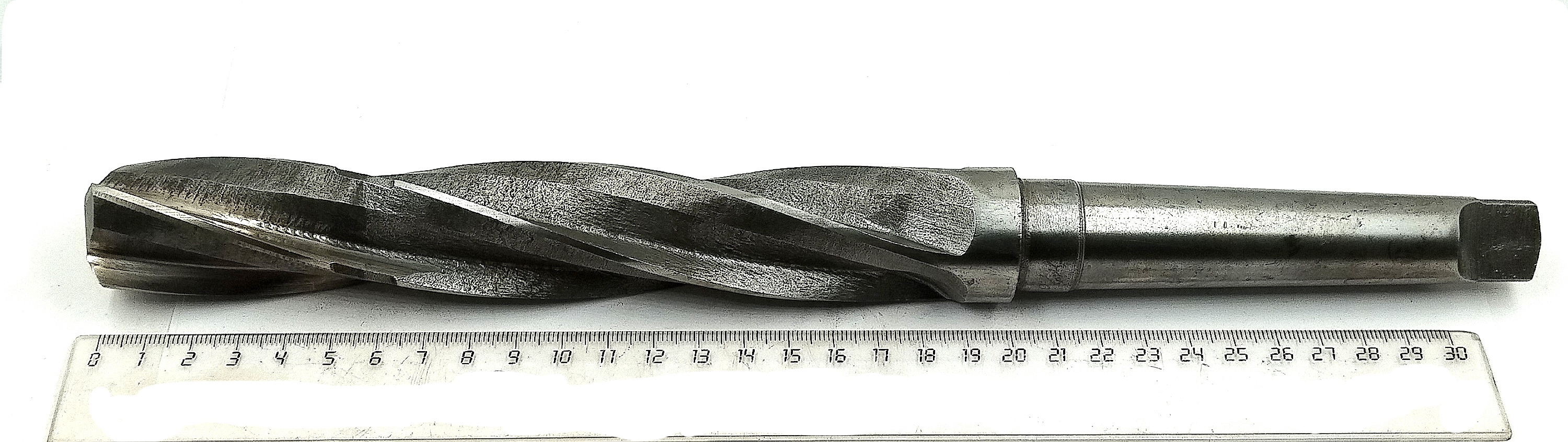Зенкер цельный d 30,6 к/х КМ3 Z=4 Р6М5 (Карандаш)