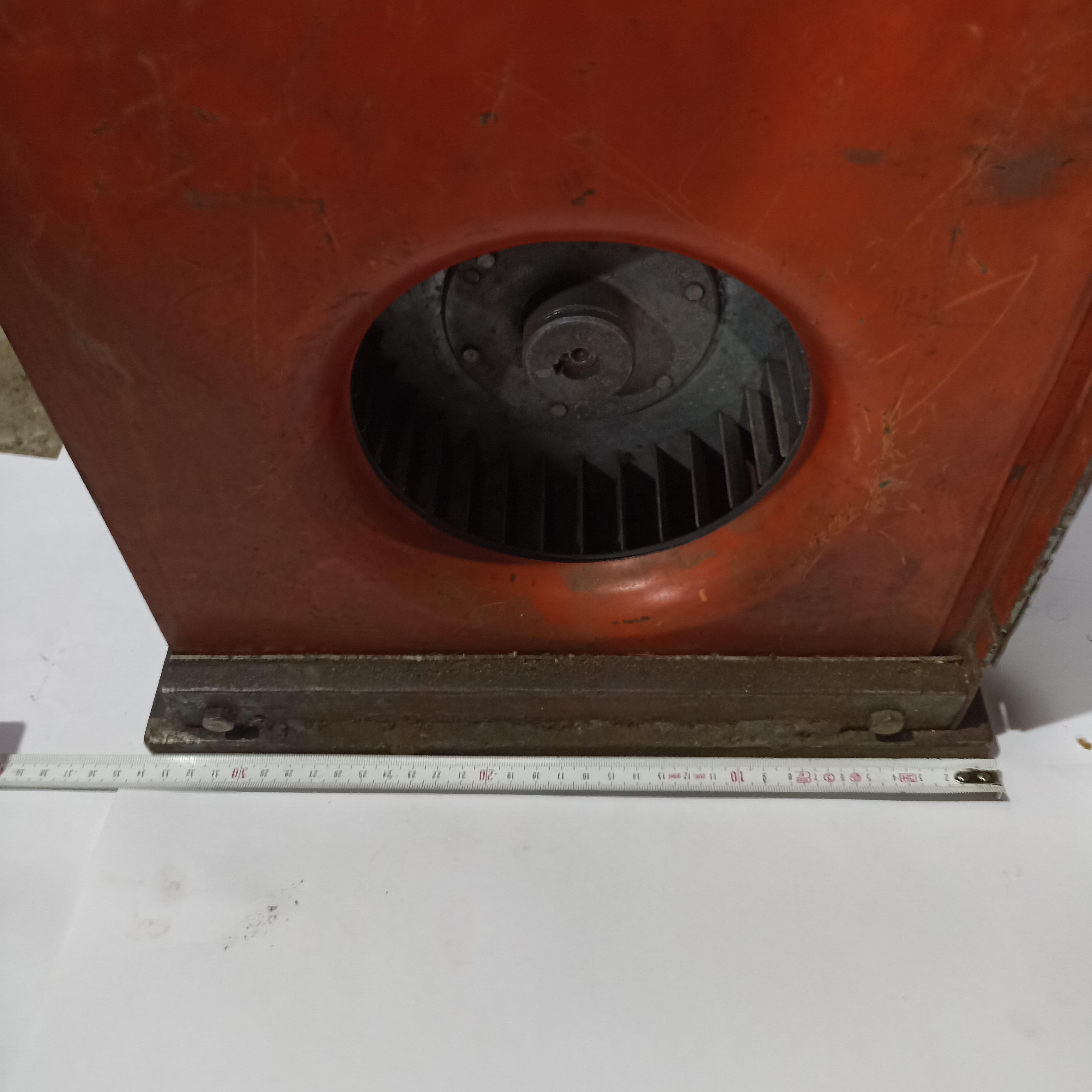 Вытяжка с электроматором 220/380V, 1360 об/мин, 0,37KW.