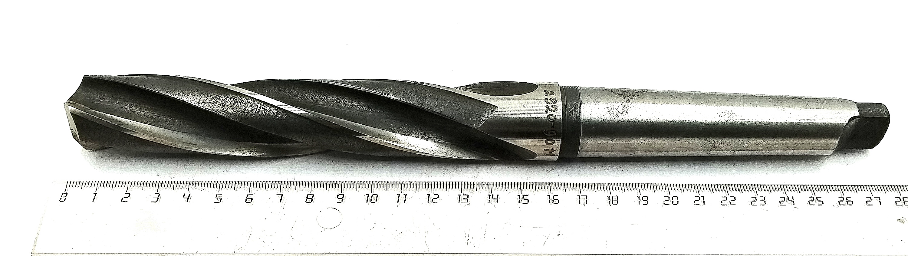Зенкер цельный d 27,11 к/х КМ3 Z=3 Р6М5 (Карандаш)