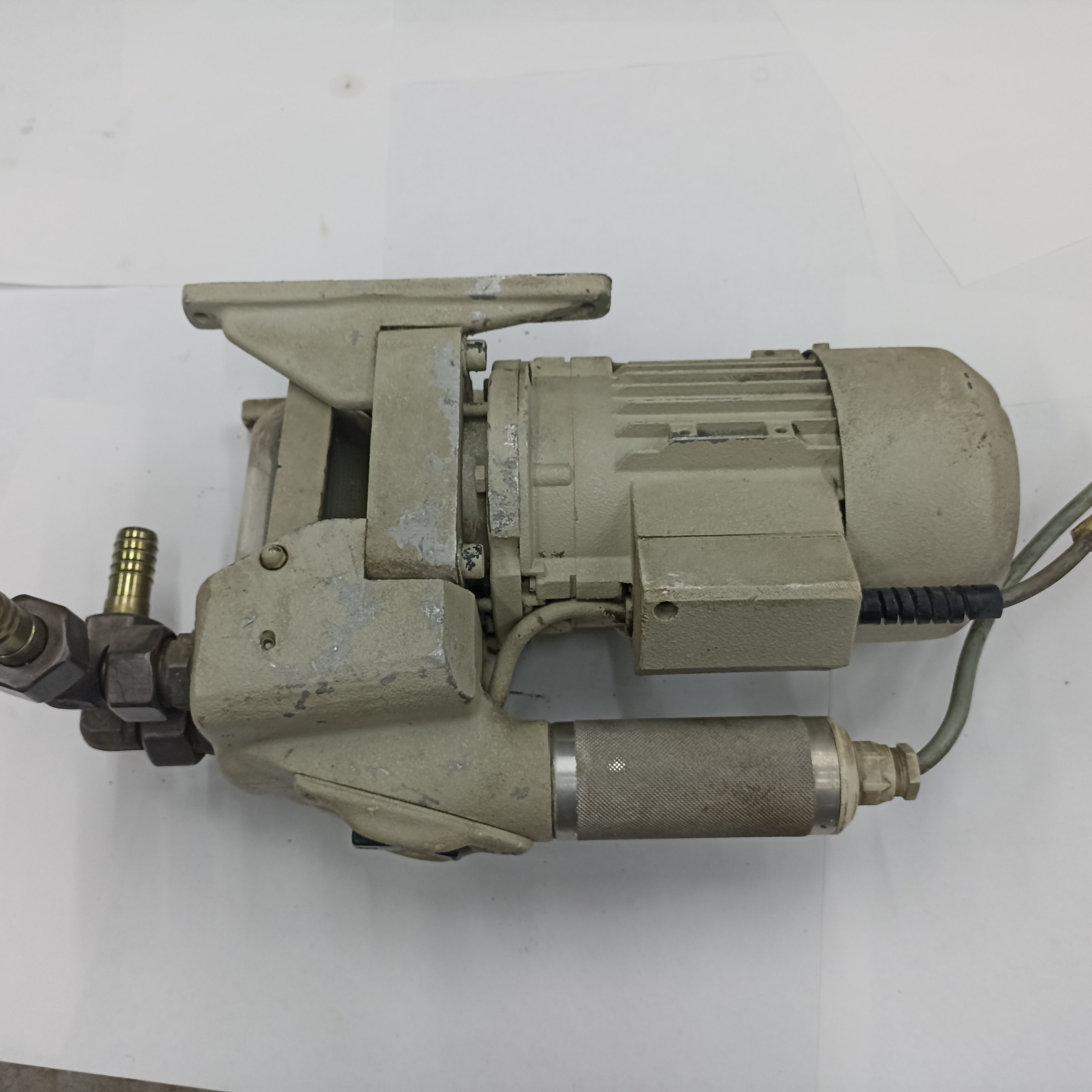 Масленный насос FITTED тип OF 4-2, 0 ,   15 л/мин, двигатель 220V, 0,18кВт 1385 об/мин