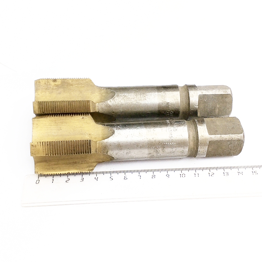 Метчик машинно-ручной М42х1,5 Р6М5 (комплект 2-х шт)