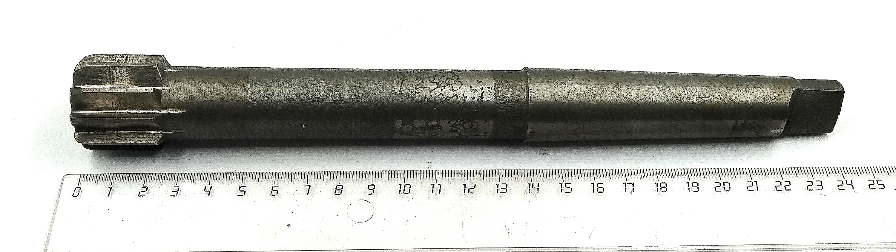 Развертка машинная d 30 к/х КМ3 Р6М5 Z=10 (Карандаш)