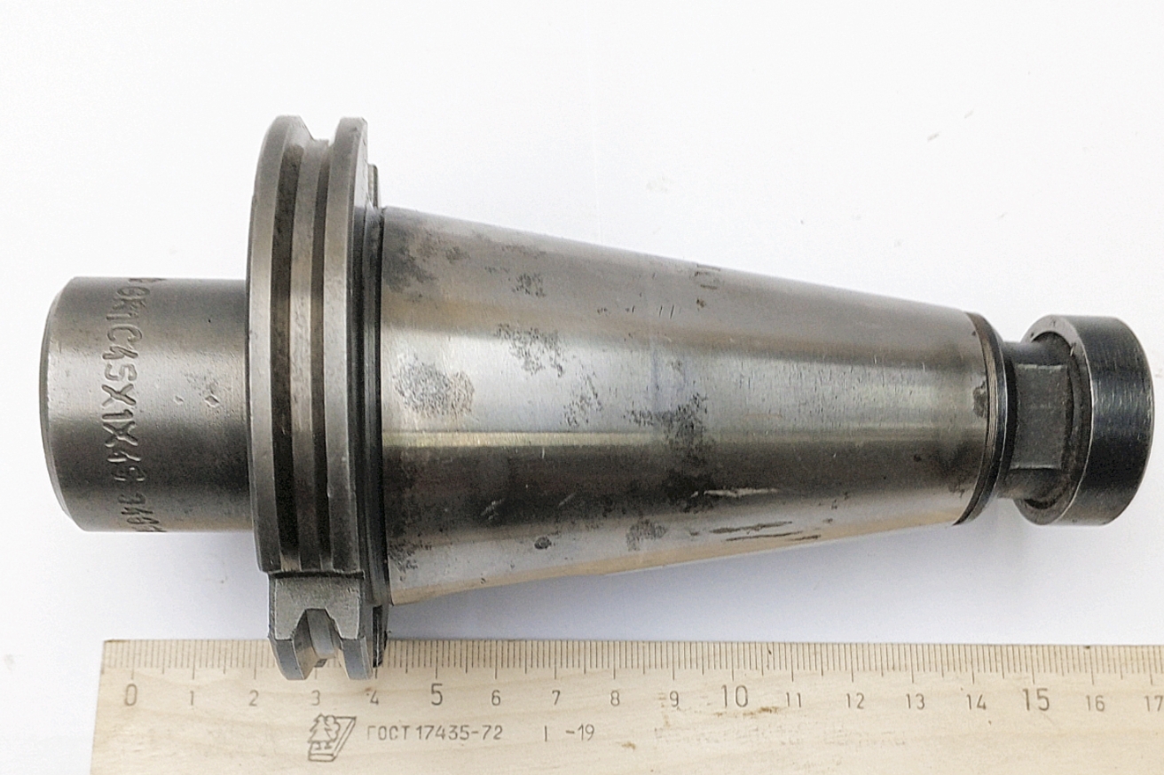 Оправка ИСО45/ISO45 под инструмент схвостовиком КМ1 с лапкой (WMW Smalcalda GK1C45х1х45)