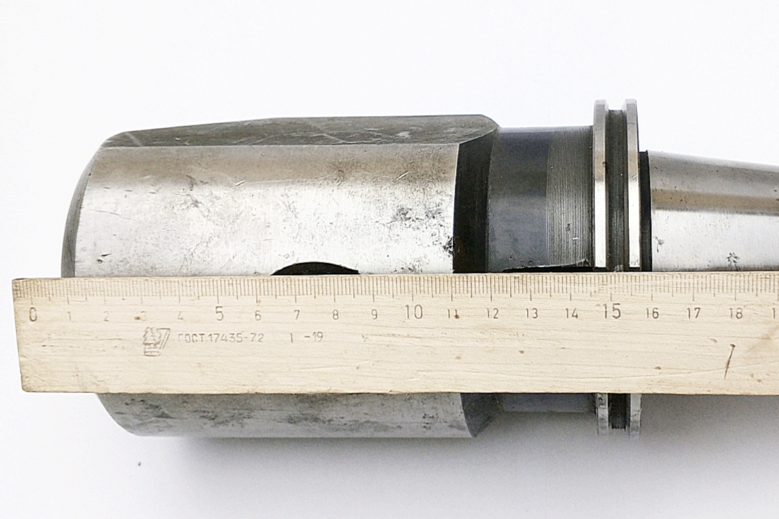 Оправка ИСО50/ISO50 расточная L160мм с микром. подачей (D 100мм, 120-150мм. под резец 20х20мм) (191.421.258 СССР) SK50