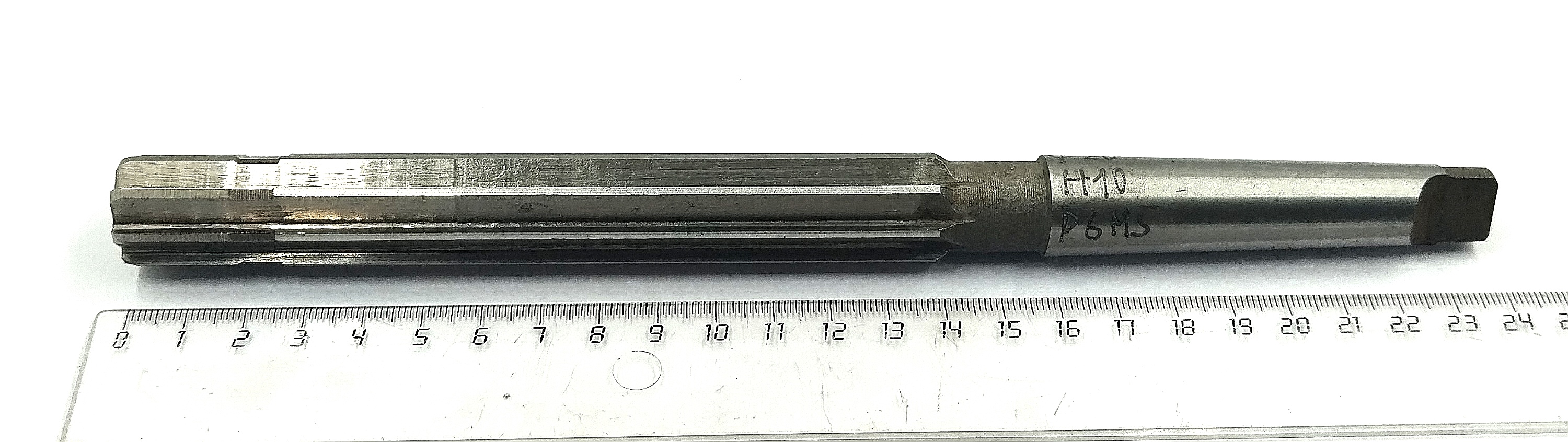 Развертка машинная d 20 H10 к/х КМ2 Р6М5 Z=8 (Карандаш)