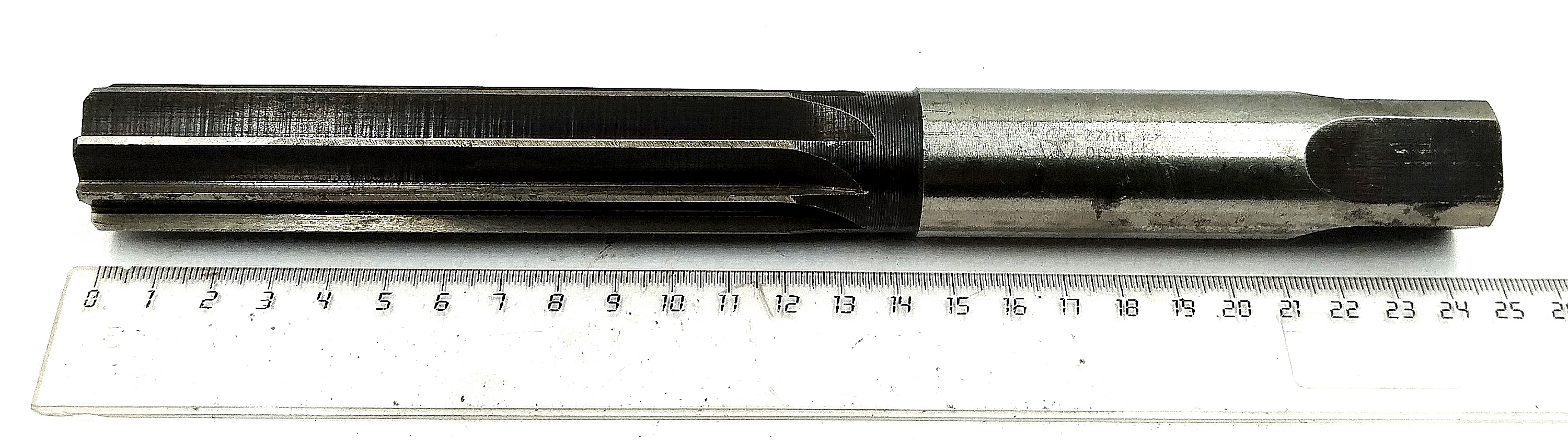  Развертка d 27 Н8 ц/х ручная Z=8