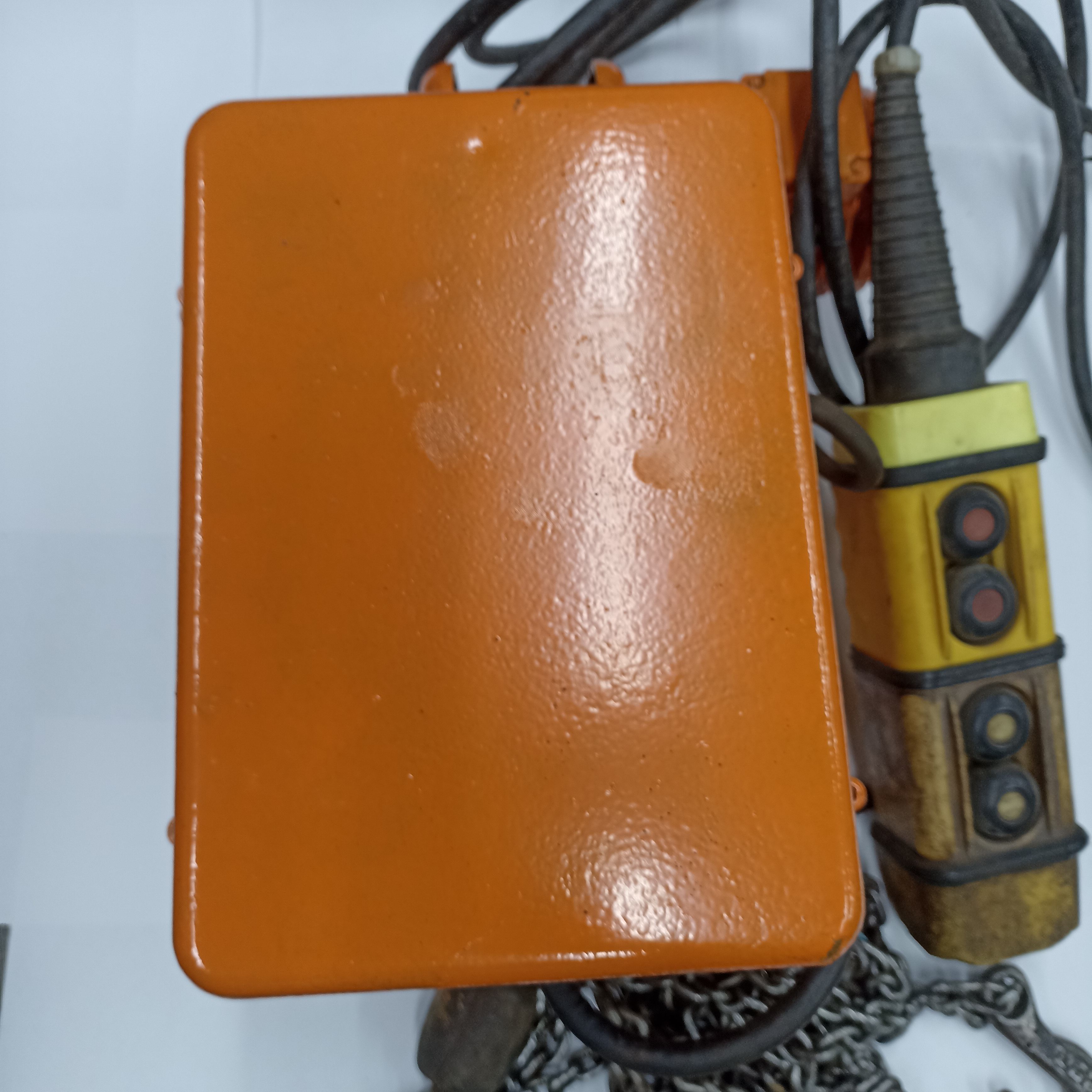 Таль электрическая ( тельфер цепной ) тип В 092 М грузоподъемность 250 кг 380 В, 1986 год выпуска 6.4 метров Болгария