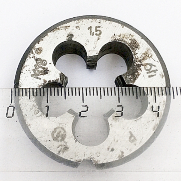 Плашка М18х1,5 6h 9ХС (D45мм, L14мм) ГОСТ 9740-71