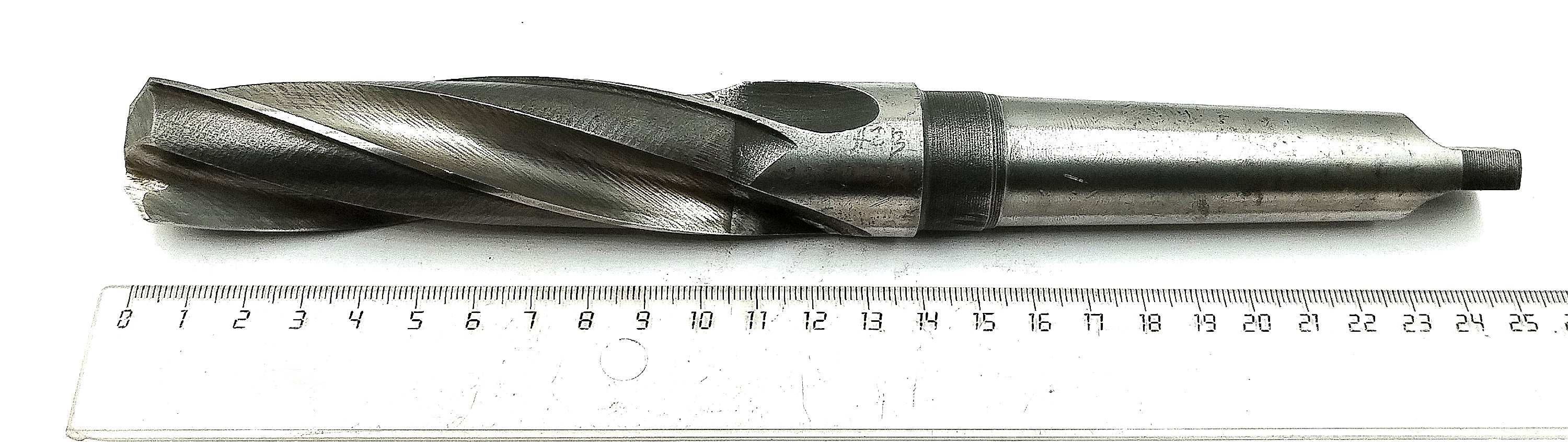 Зенкер цельный d 28,57 к/х КМ3 Z=3