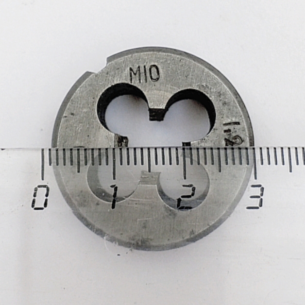 Плашка М10х1,25 мм (d30мм, h11мм)