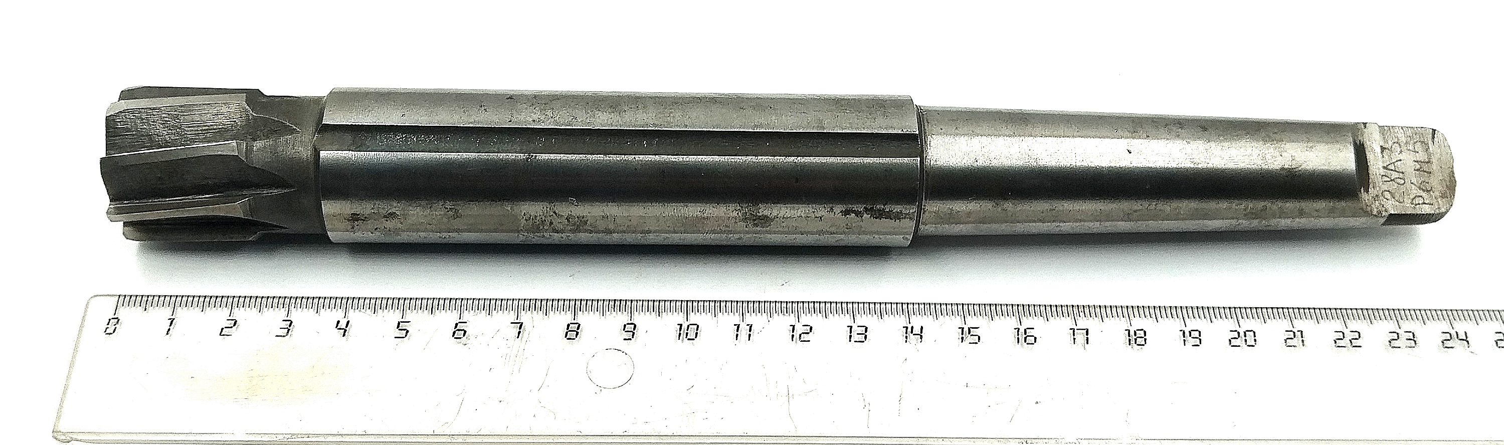 Развертка машинная d 28 к/х КМ3 А3Р6М5 Z=8 (Карандаш)