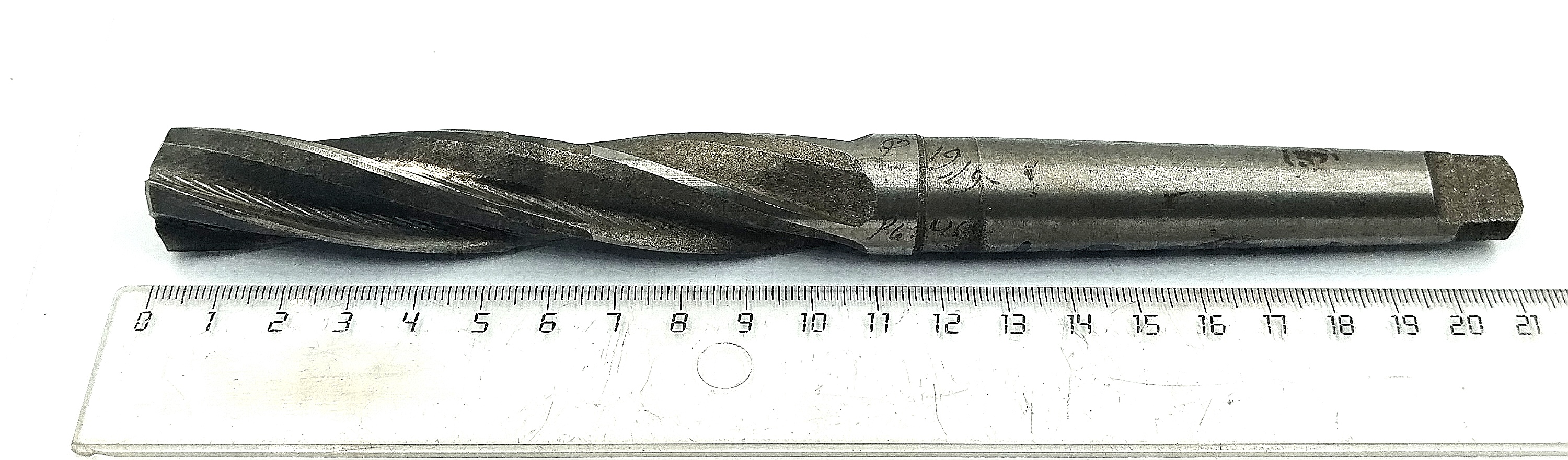Зенкер цельный d 19,19 к/х КМ2 Z=4 Р6М5 (Карандаш)