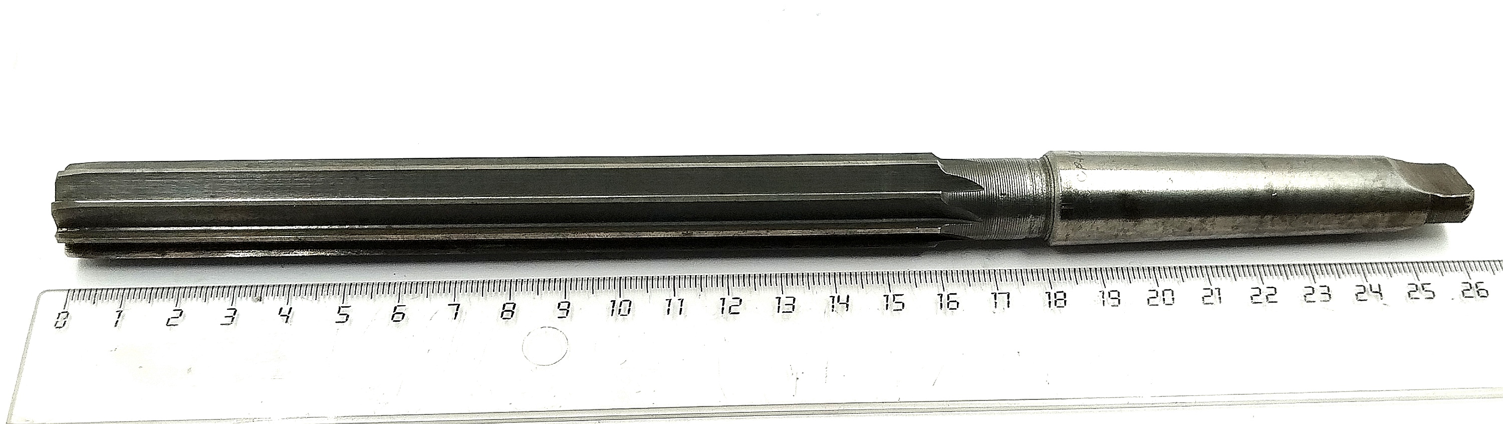 Развертка машинная d 18 к/х КМ2 Z=8