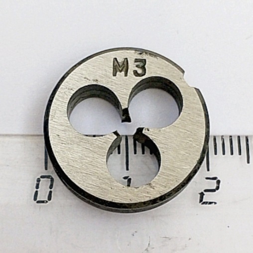 Плашка М3,0х0,5 9ХС (D20мм, L5мм) ГОСТ 9740-71 (компл-т из 2шт)