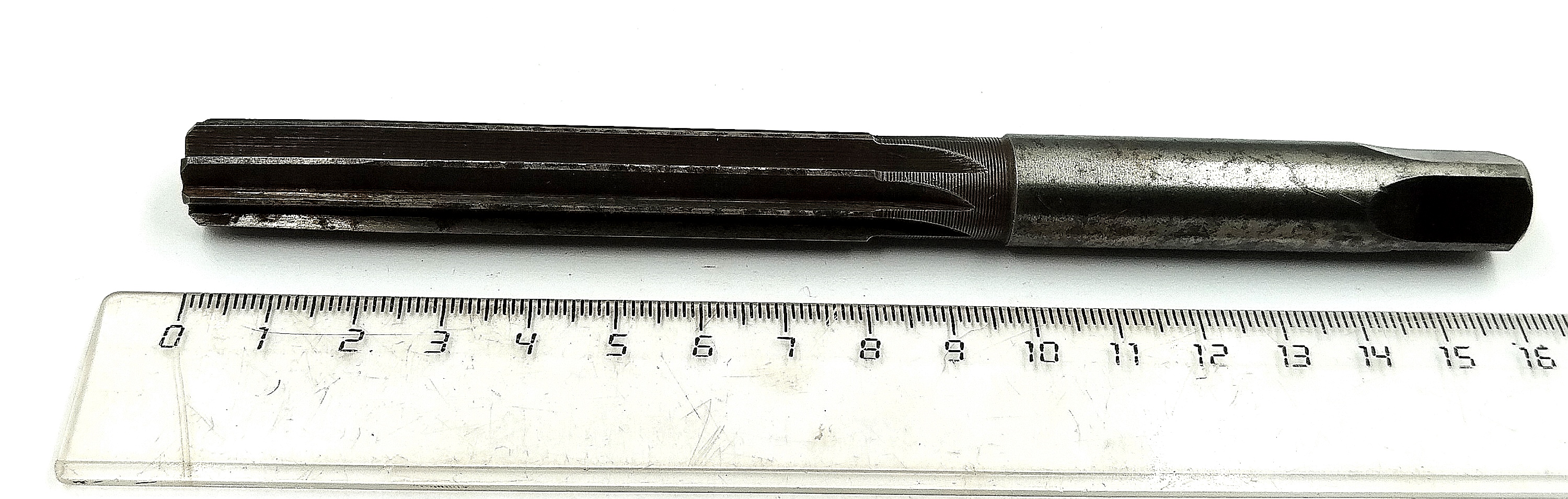 Развертка ручная d 14 ц/х Z=8