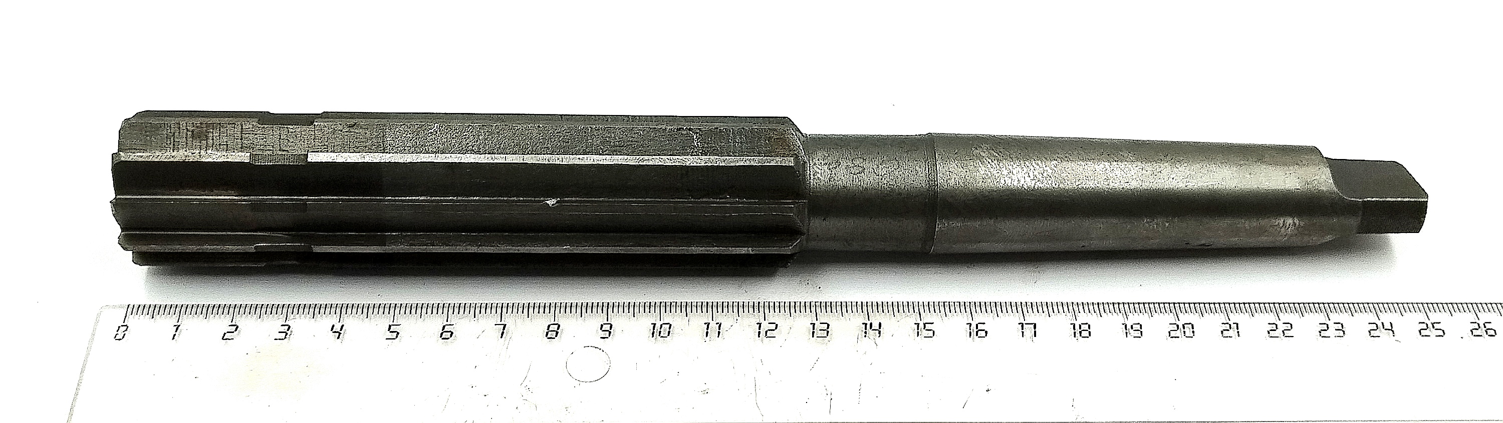 Развертка машинная d 30 к/х КМ3 Р6М5 Z=10 (Карандаш)