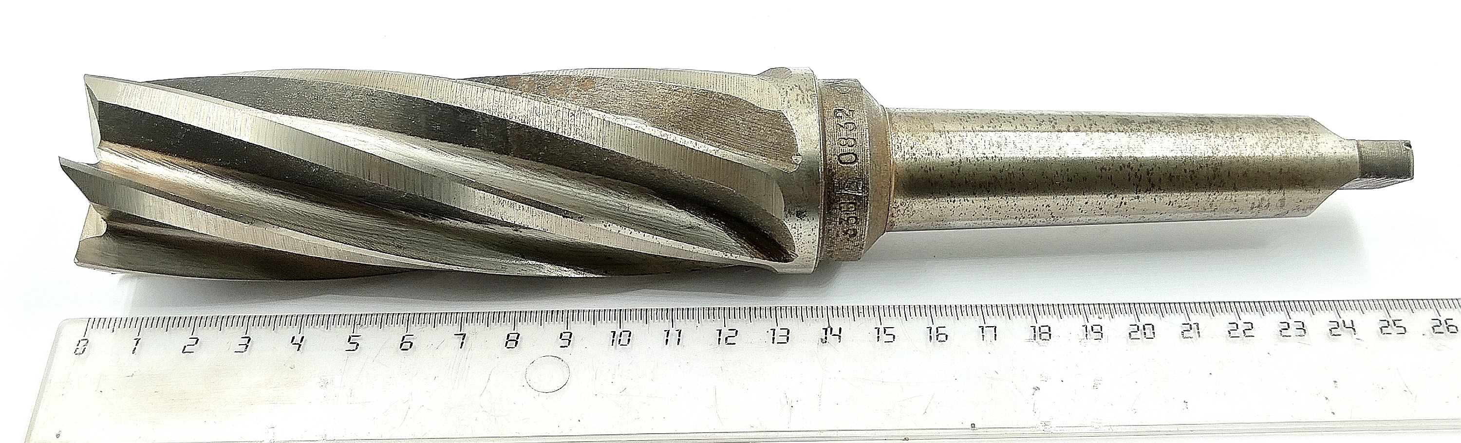 Фреза Концевая d 40,2х130 к/х Z=6 КМ3 С ЛАПКОЙ Р6М5