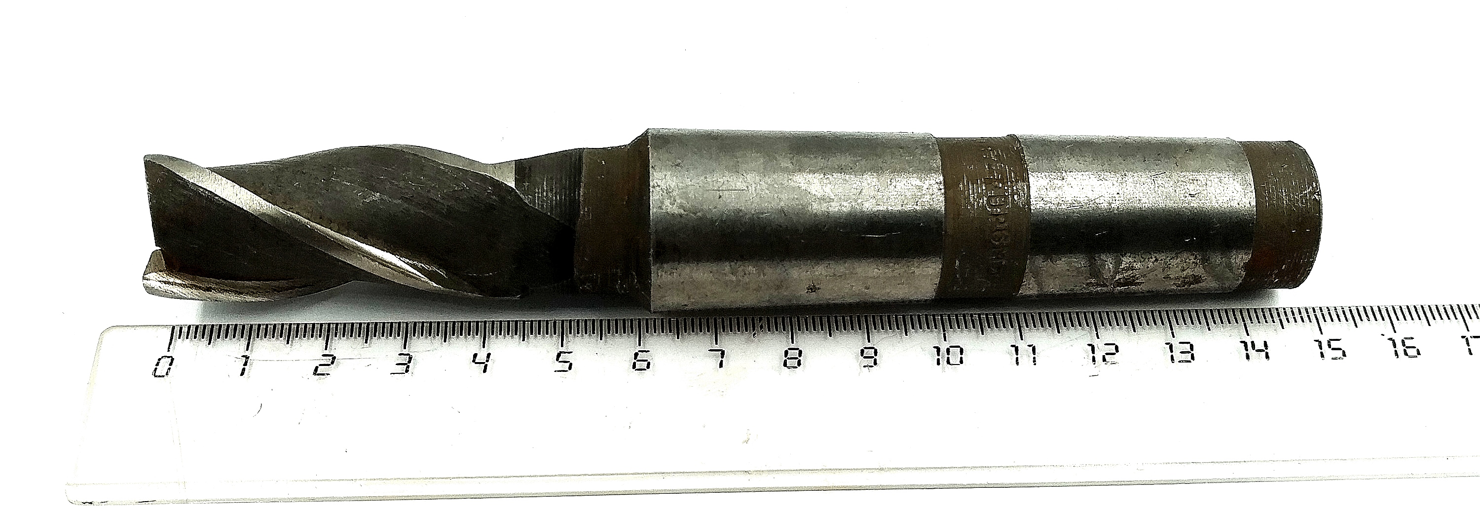 Фреза Концевая d 20х40 к/х Z=3 КМ3 Р6М5