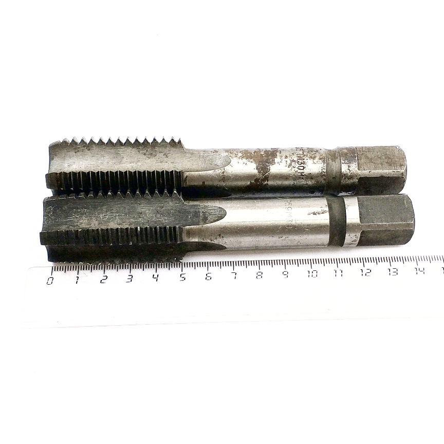Метчик М30х3,5 м/р, к-т из 2-х шт 