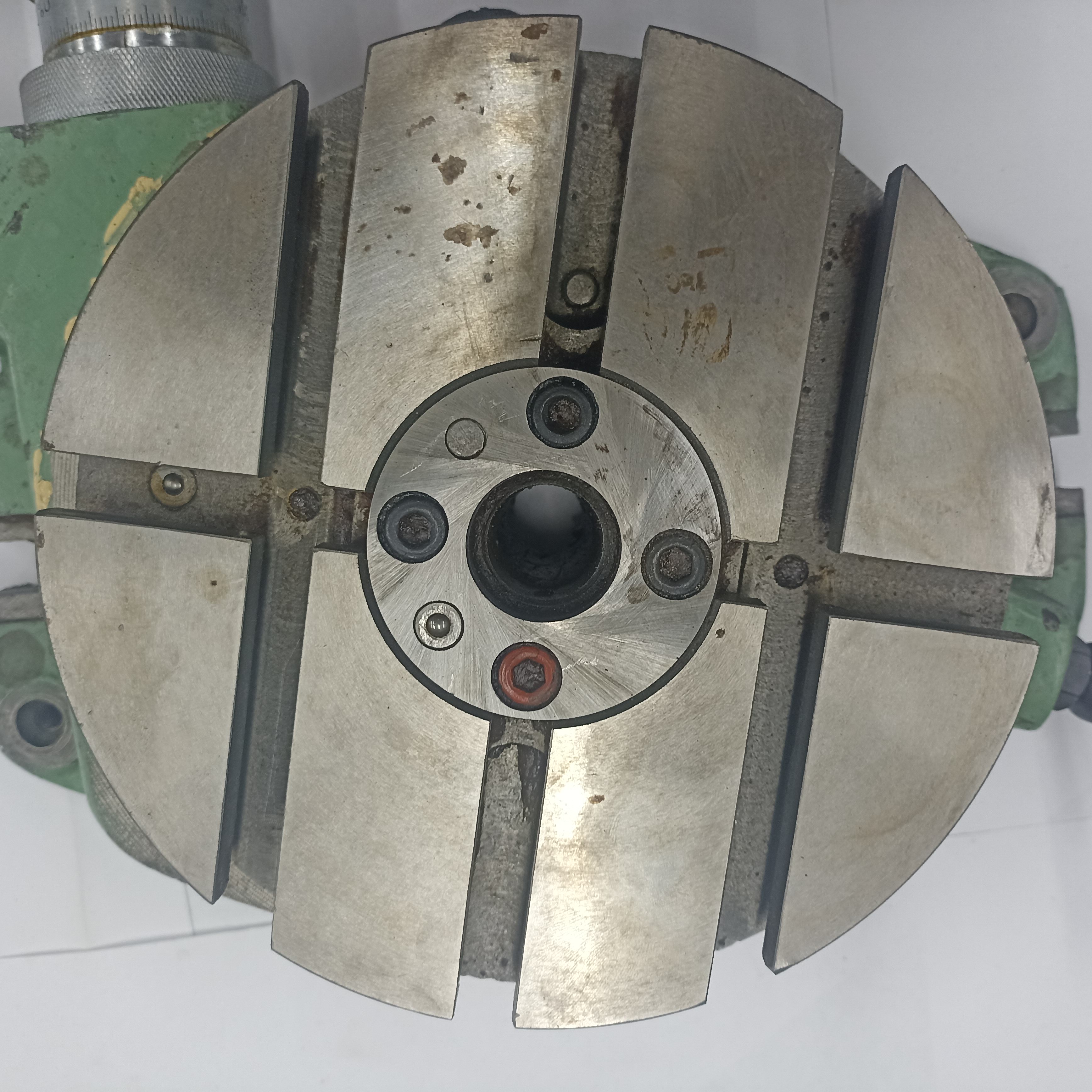 Стол поворотный  d 200 горизонтальный модель 7204-0002