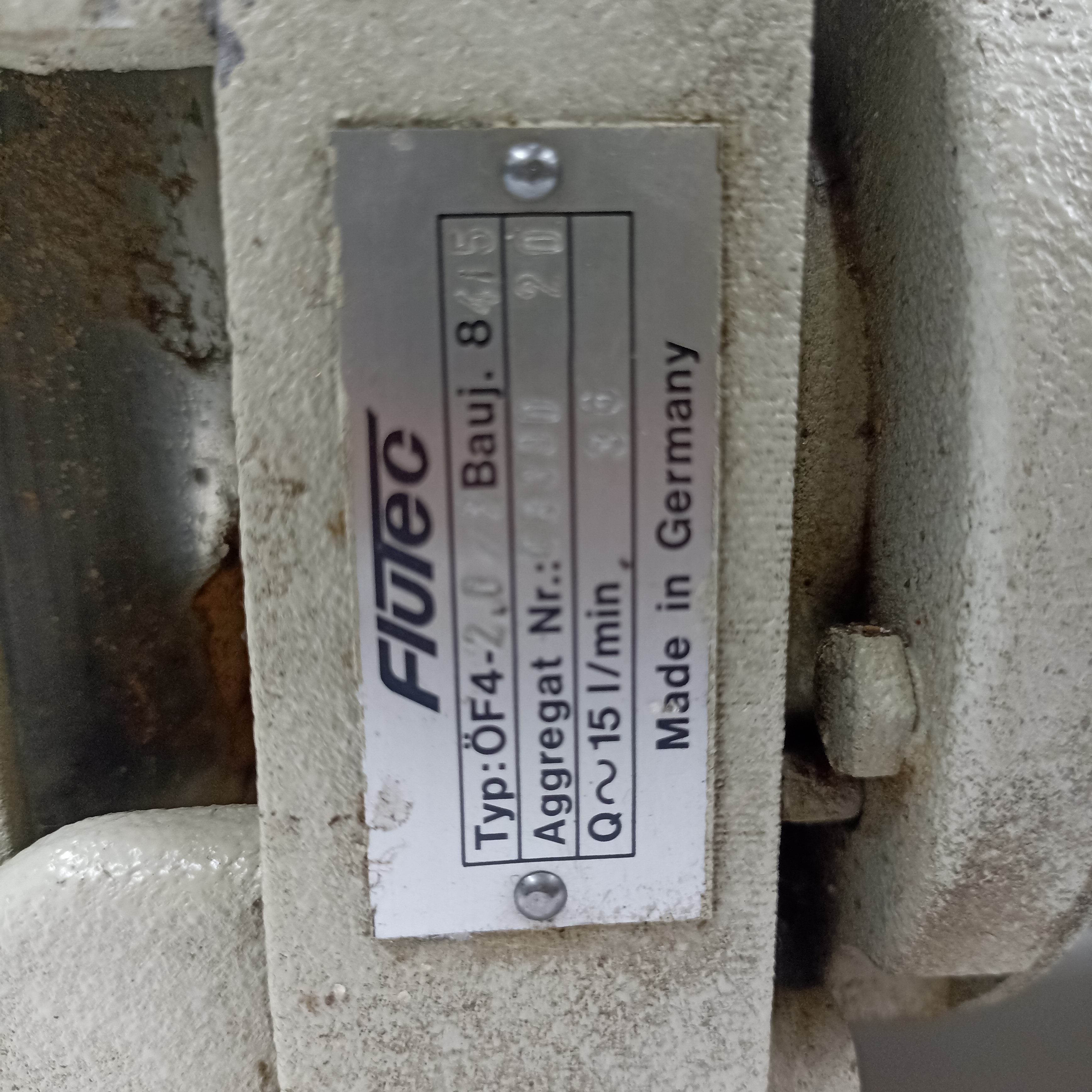 Масленный насос FITTED тип OF 4-2, 0 ,   15 л/мин, двигатель 220V, 0,18кВт 1385 об/мин