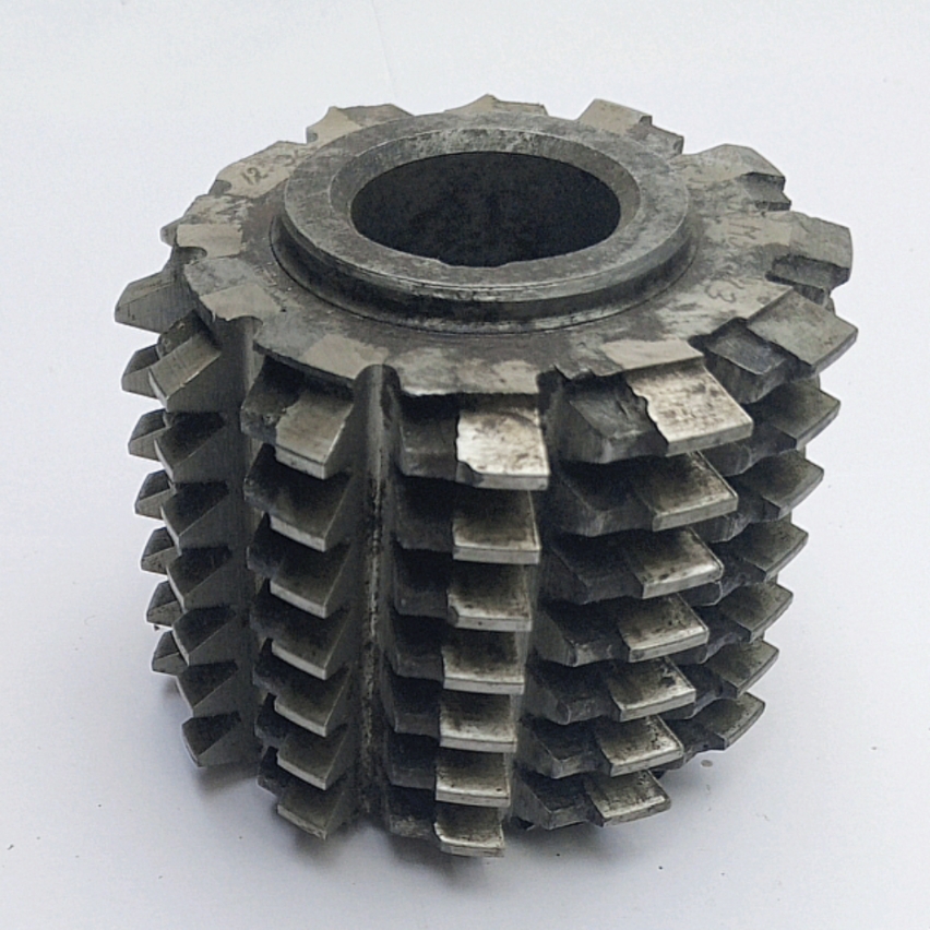 Фреза червячная зуборезная модульная М3,0 20° Р6М5 (скол)
