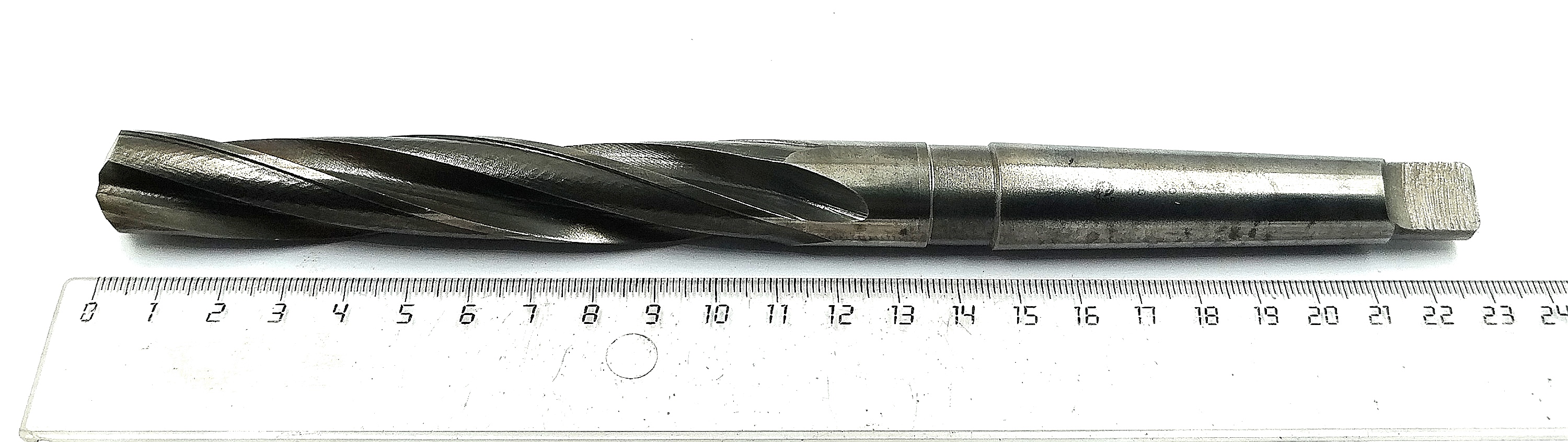 Зенкер цельный d 18 №1 к/х КМ2 Z=3 Р18