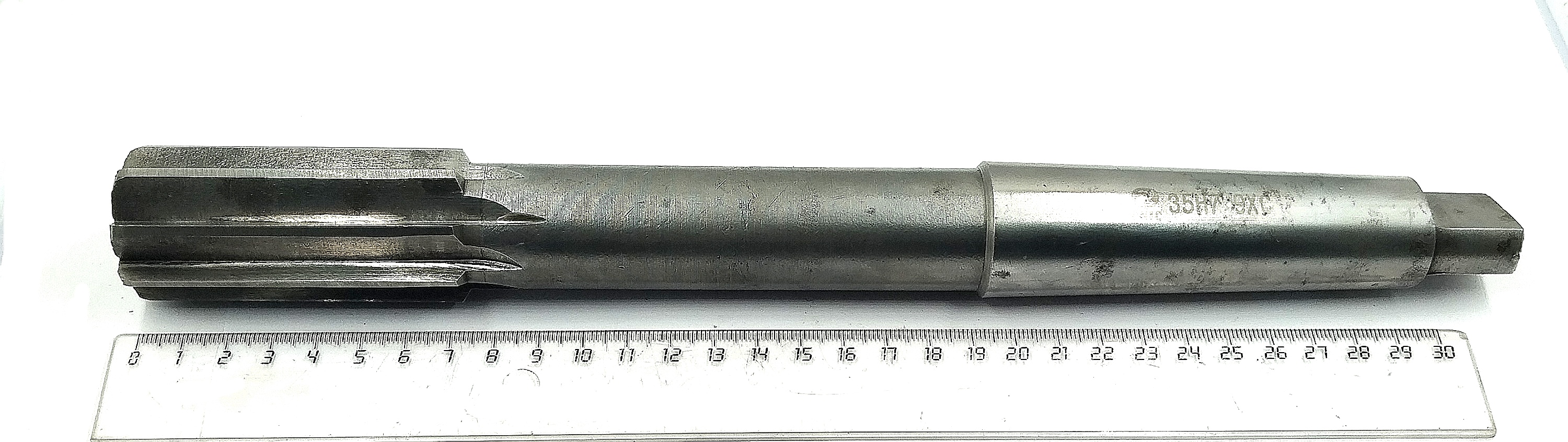 Развертка машинная d 35 H7 к/х КМ4 9ХС Z=8