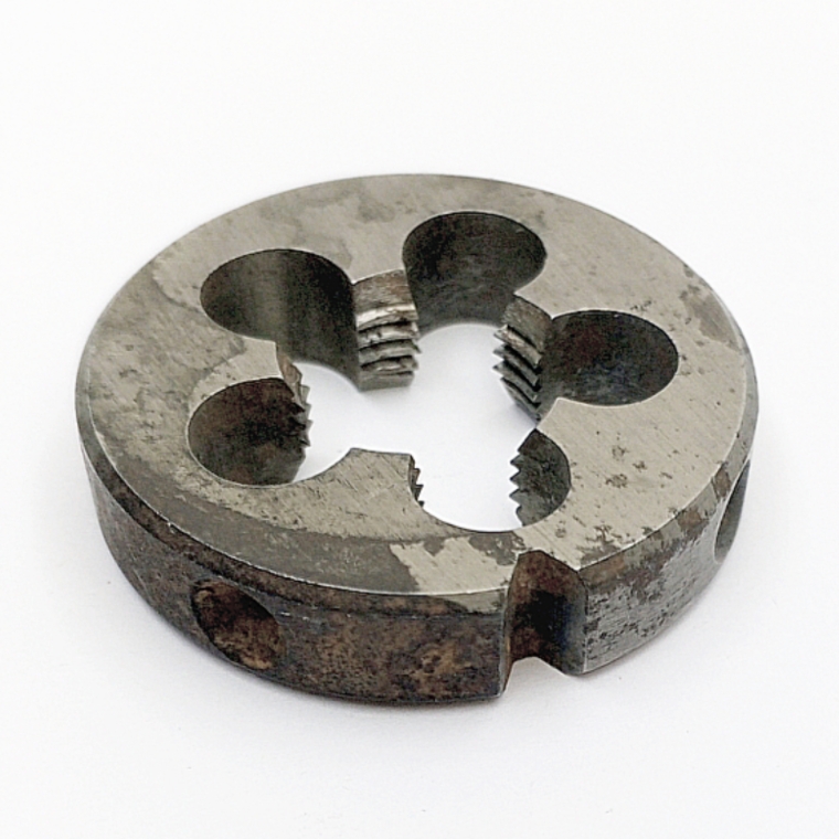 Плашка М18х1,5 9ХС (D45мм, L10мм)
