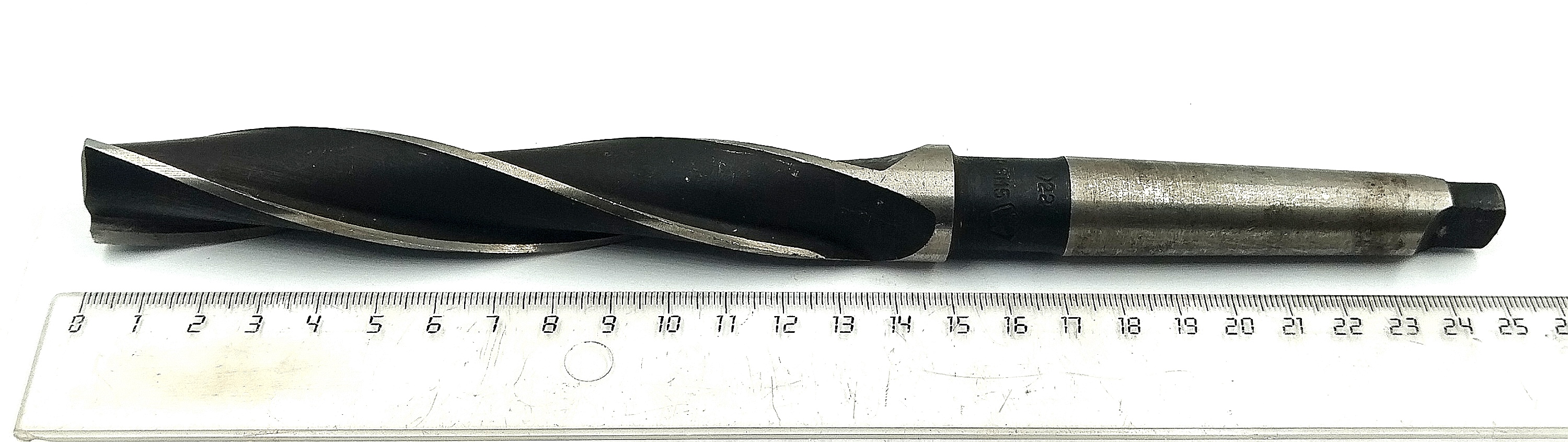 Зенкер цельный d 22 к/х КМ2 Z=3 Р6М5