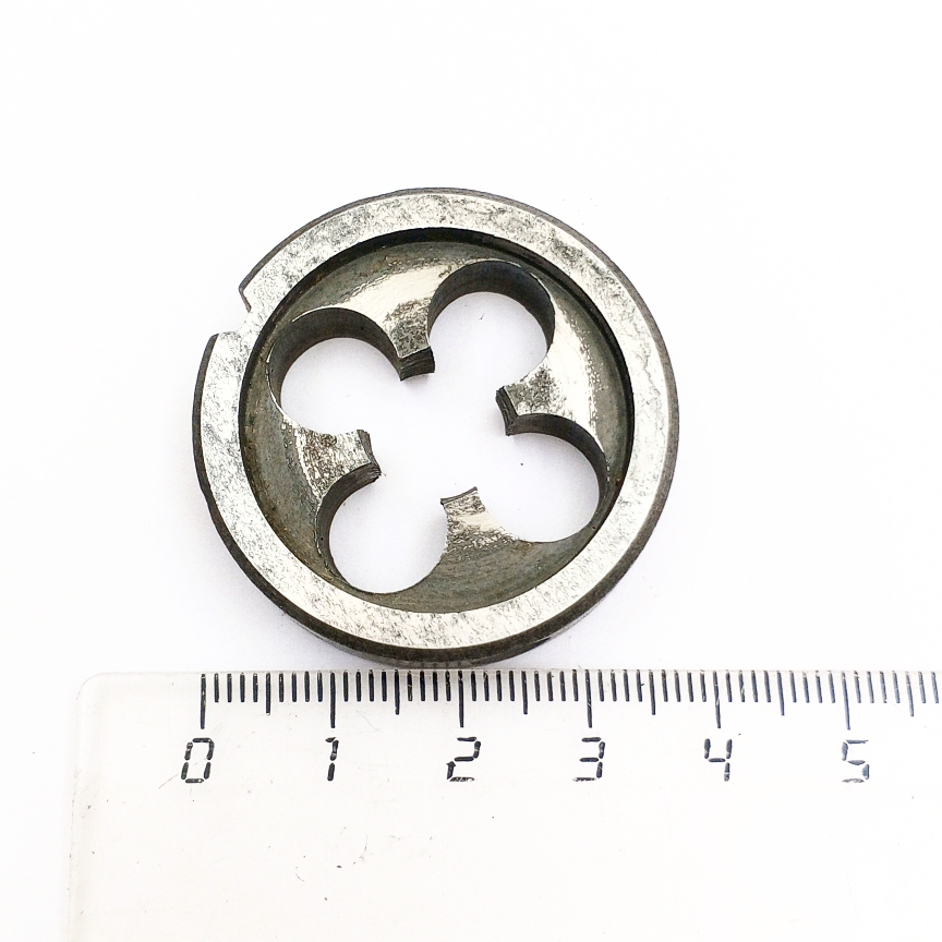 Плашка М12х0,75 (D38мм, L10мм, с выточкой)