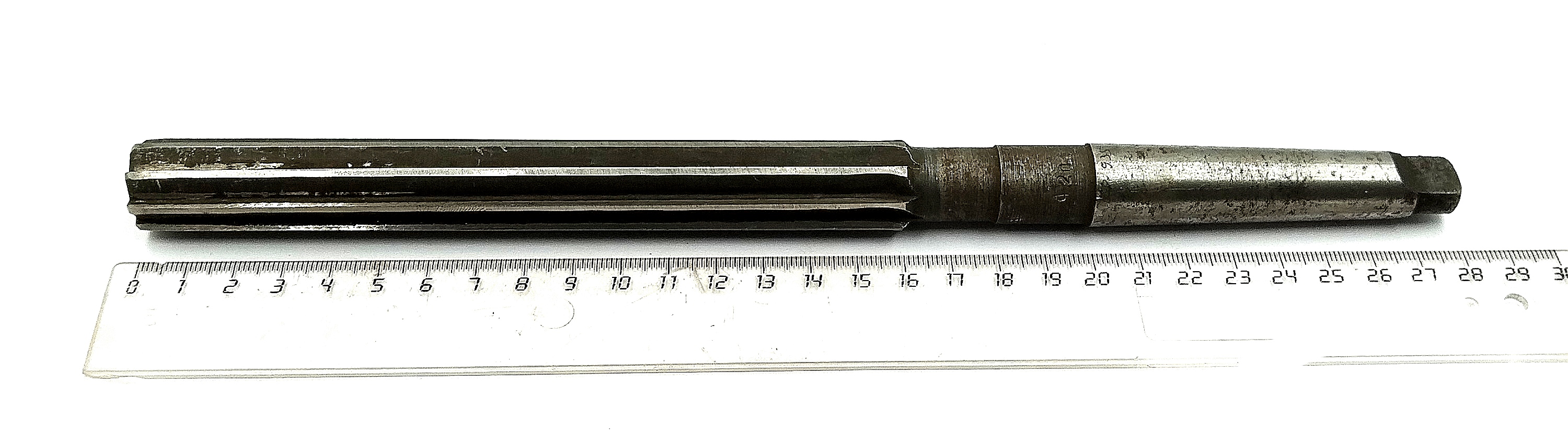 Развертка машинная d 20 к/х Z=8 КМ2