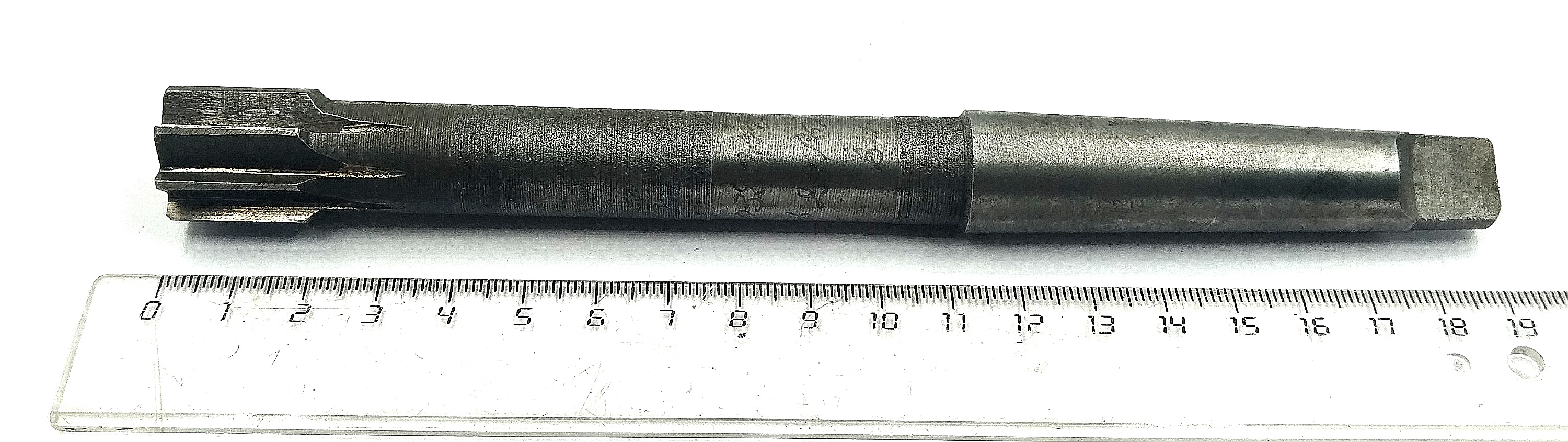 Развертка машинная d 20 к/х КМ2 Р6М5Ф3 Z=8 (Карандаш)