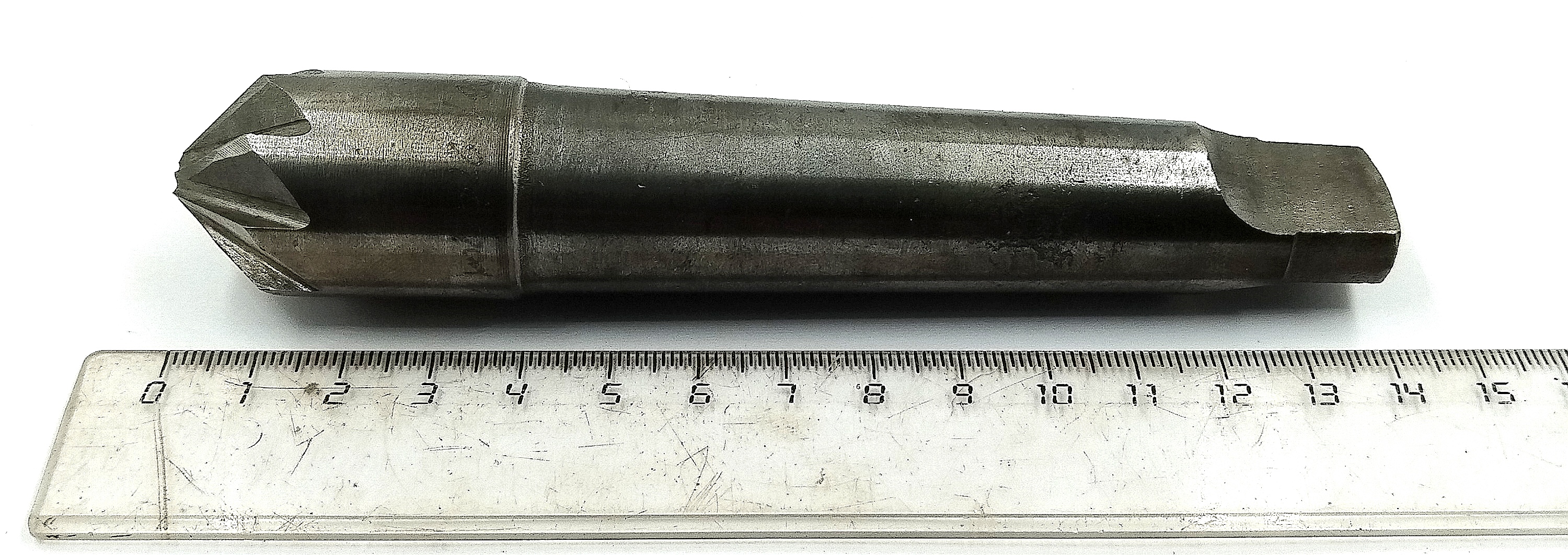 Зенковка 26х90° КМ3 Р6М5 Z=8 (Карандаш)