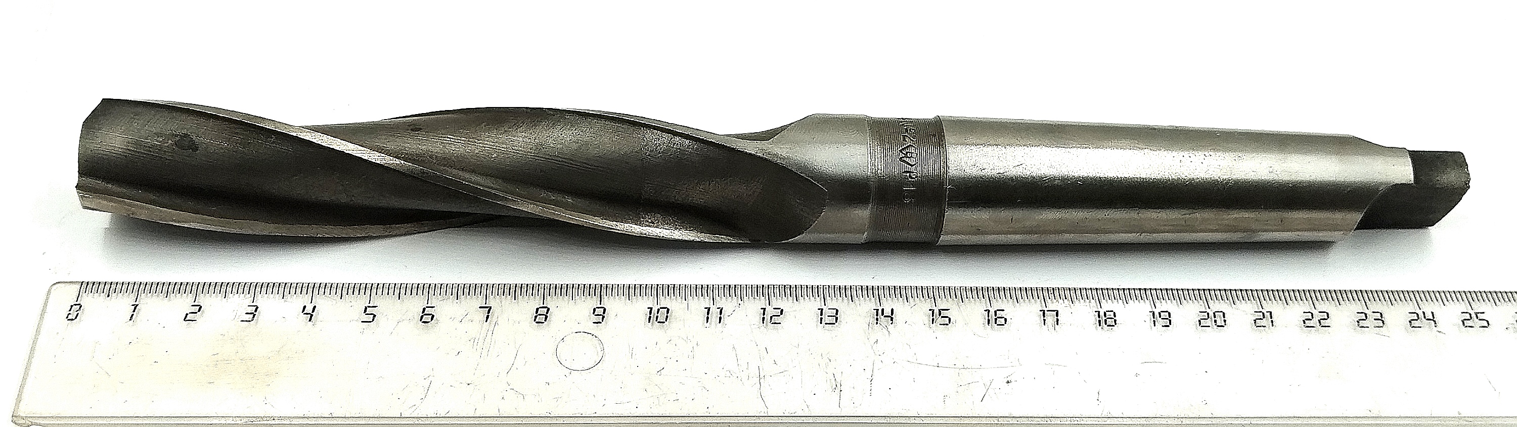 Зенкер цельный d 24 №2 к/х КМ3 Z=3 Р18