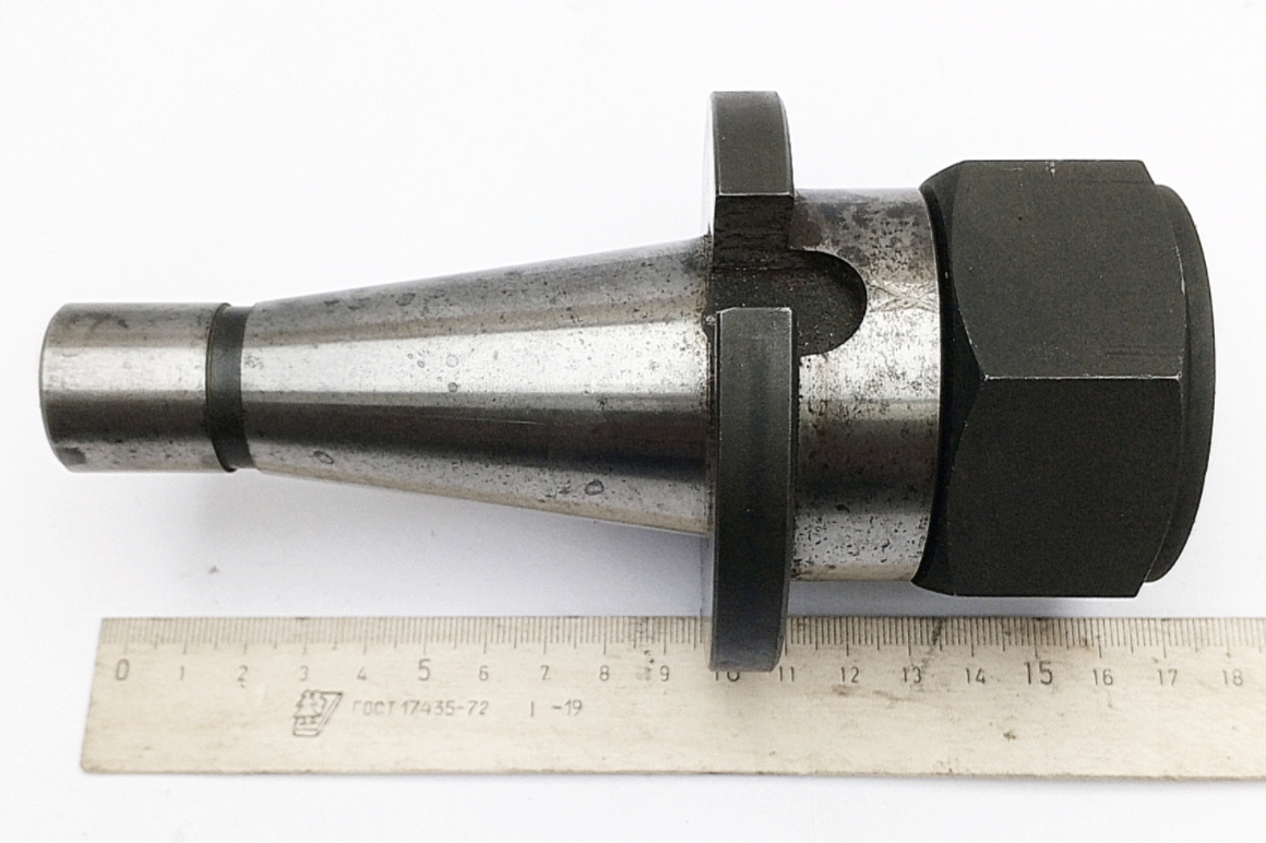 Оправка ИСО40/ISO40 цанговая 6151-3071 (набор - оправка и 5 цанг)