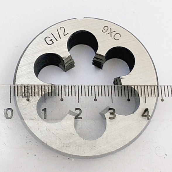Плашка 2654-0157 Трубная цилиндрическая G 1/2" 9ХС 55° кл.В (14 ниток/дюйм; D-45мм; L-14мм) ГОСТ 9740-71