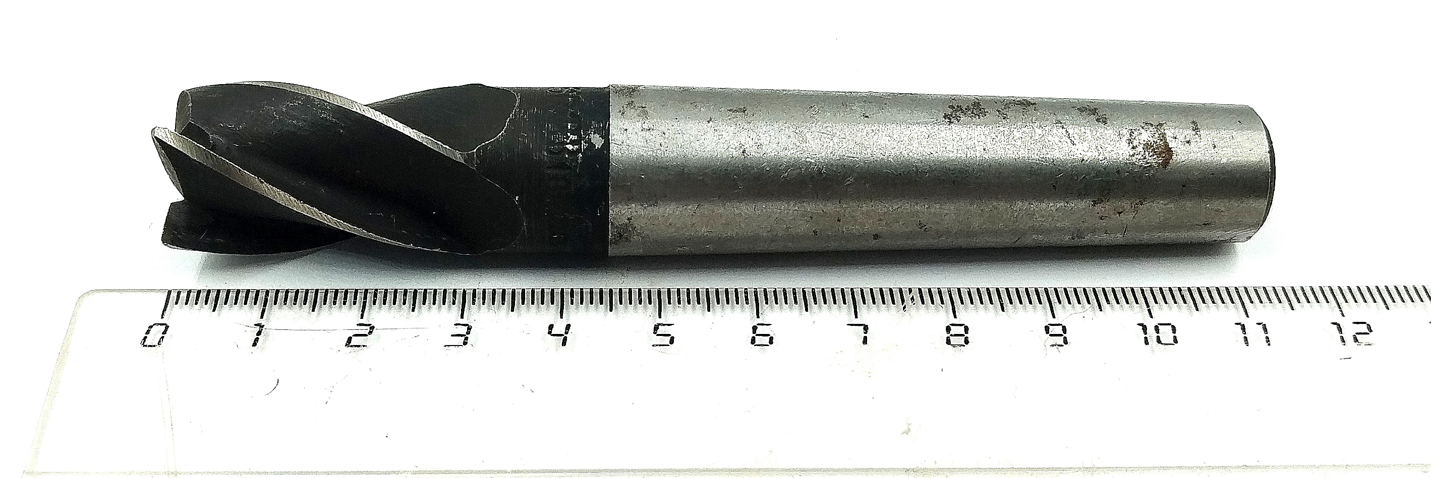 Фреза Концевая d 18х30 к/х Z=4 КМ2 HSS