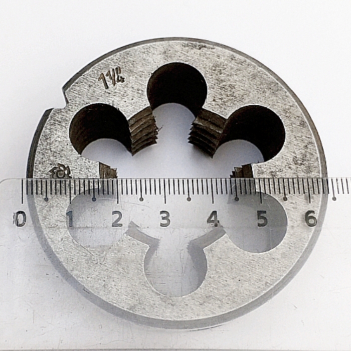 Плашка цилиндрическая дюймовая 1 1/4" (7 ниток) 55°