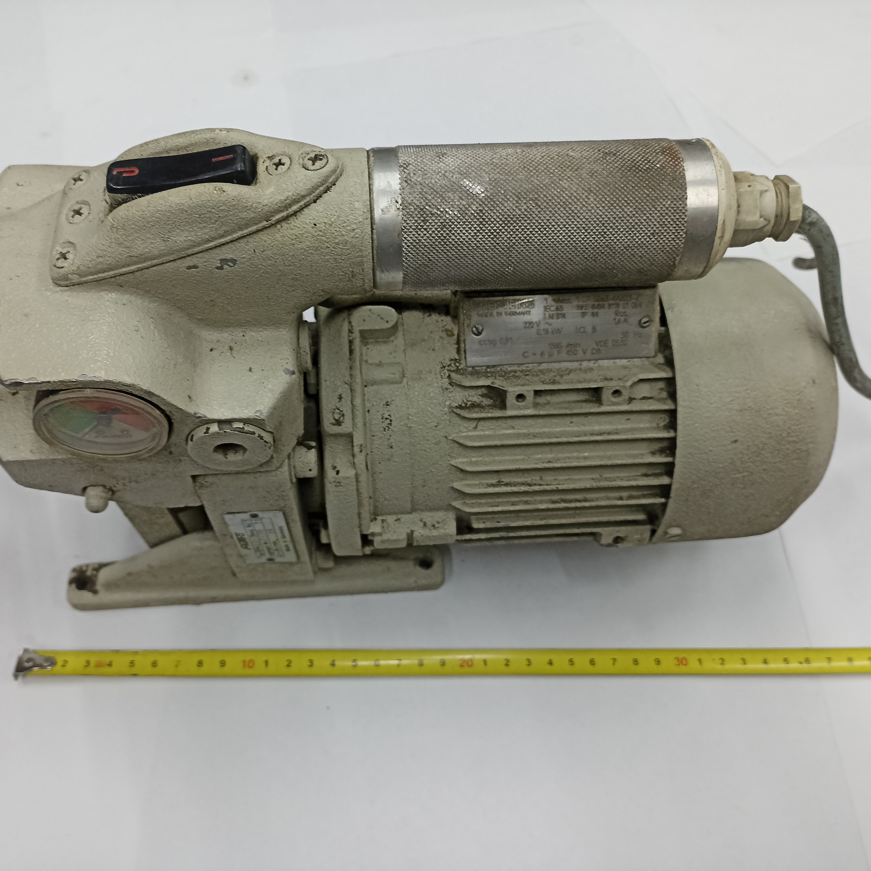 Масленный насос FITTED тип OF 4-2, 0 ,   15 л/мин, двигатель 220V, 0,18кВт 1385 об/мин