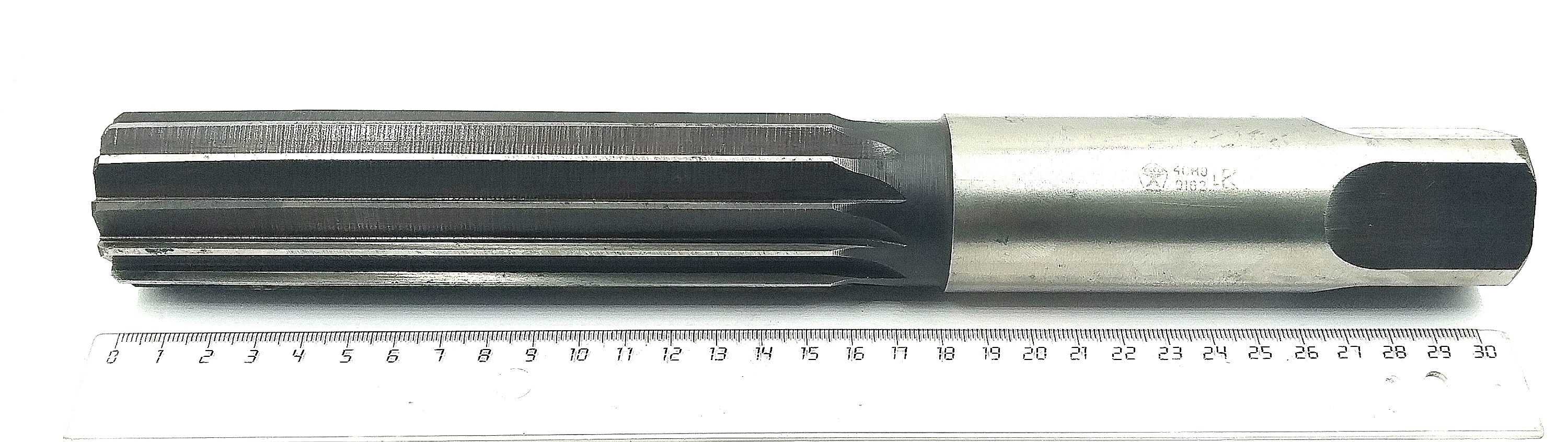 Развертка ручная d 40 H9 ц/х Z=12
