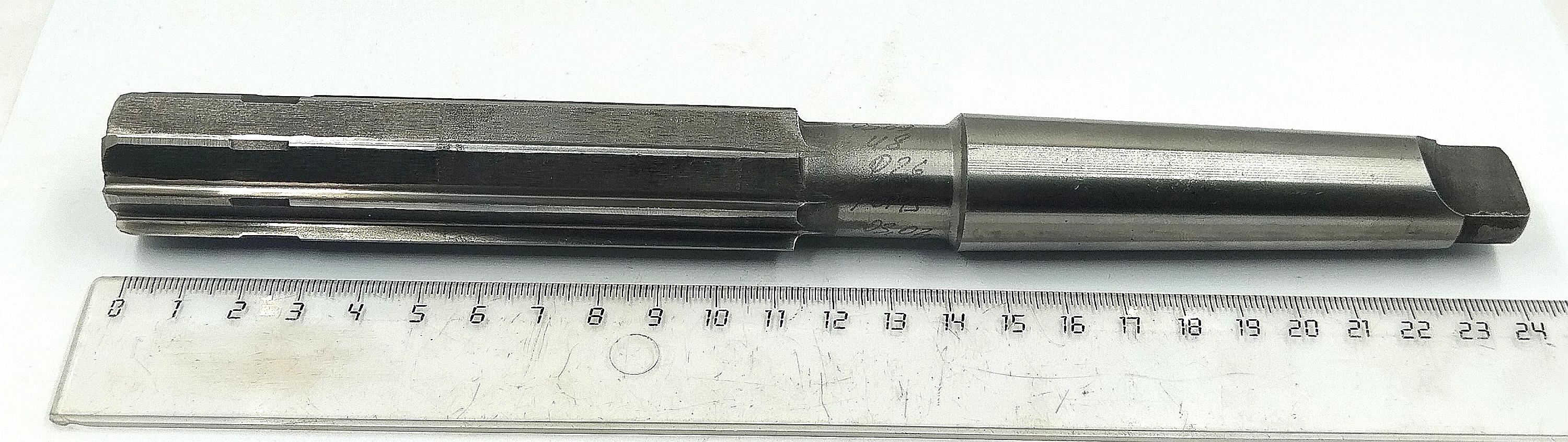 Развертка машинная d 26 к/х КМ3 Р6М5 Z=8 (Карандаш)
