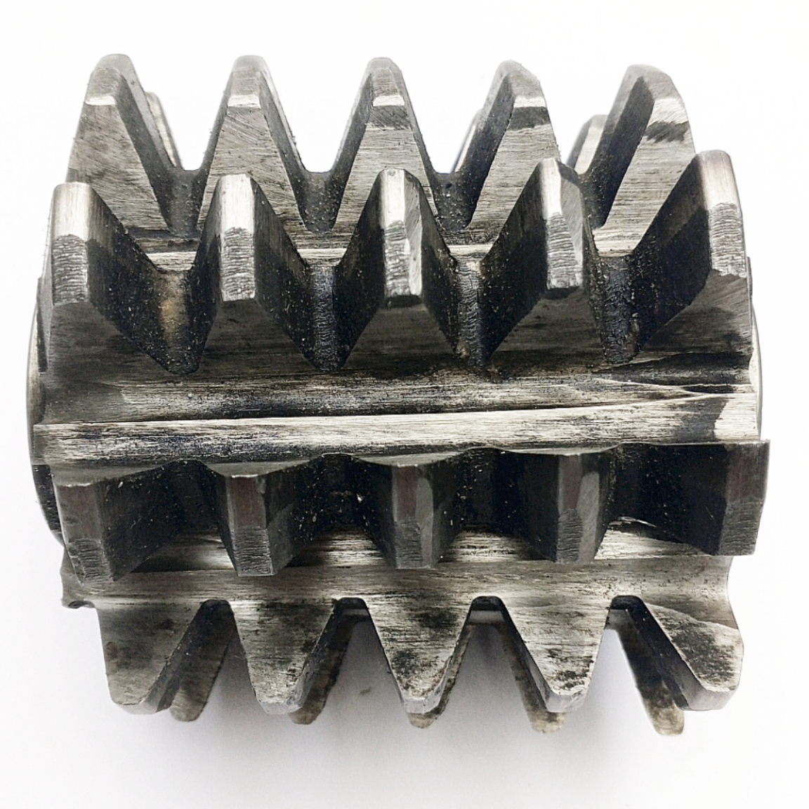 Фреза червячная зуборезная модульная М6,0 Кл-С 20° 3°53' ШАГ 4107 Р18 (100х102х32)