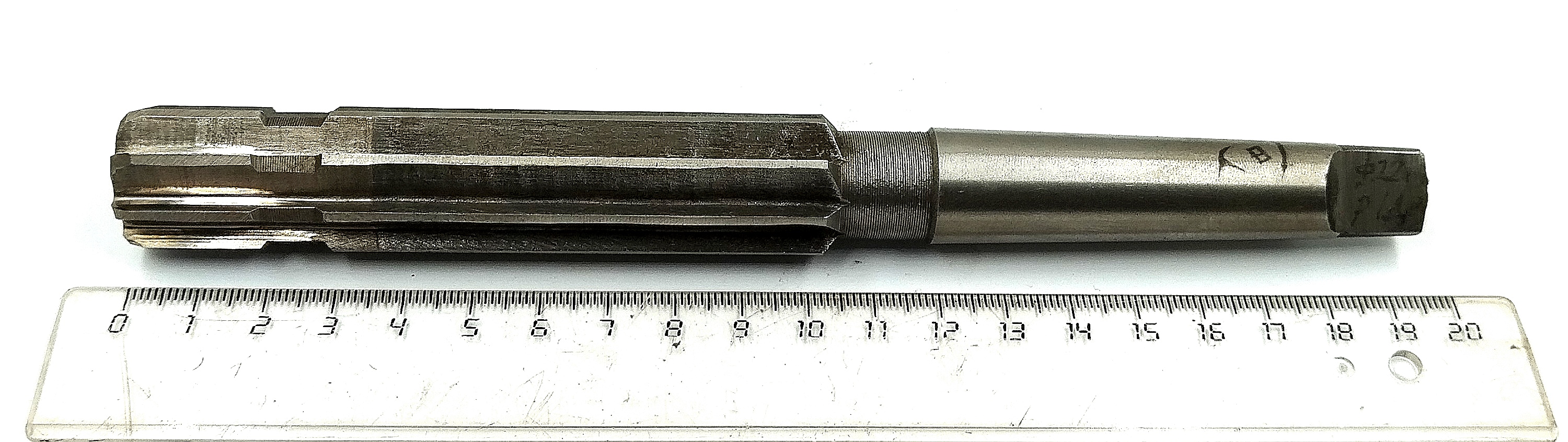 Развертка машинная d 22 к/х КМ2 Р18 Z=8 (Карандаш)
