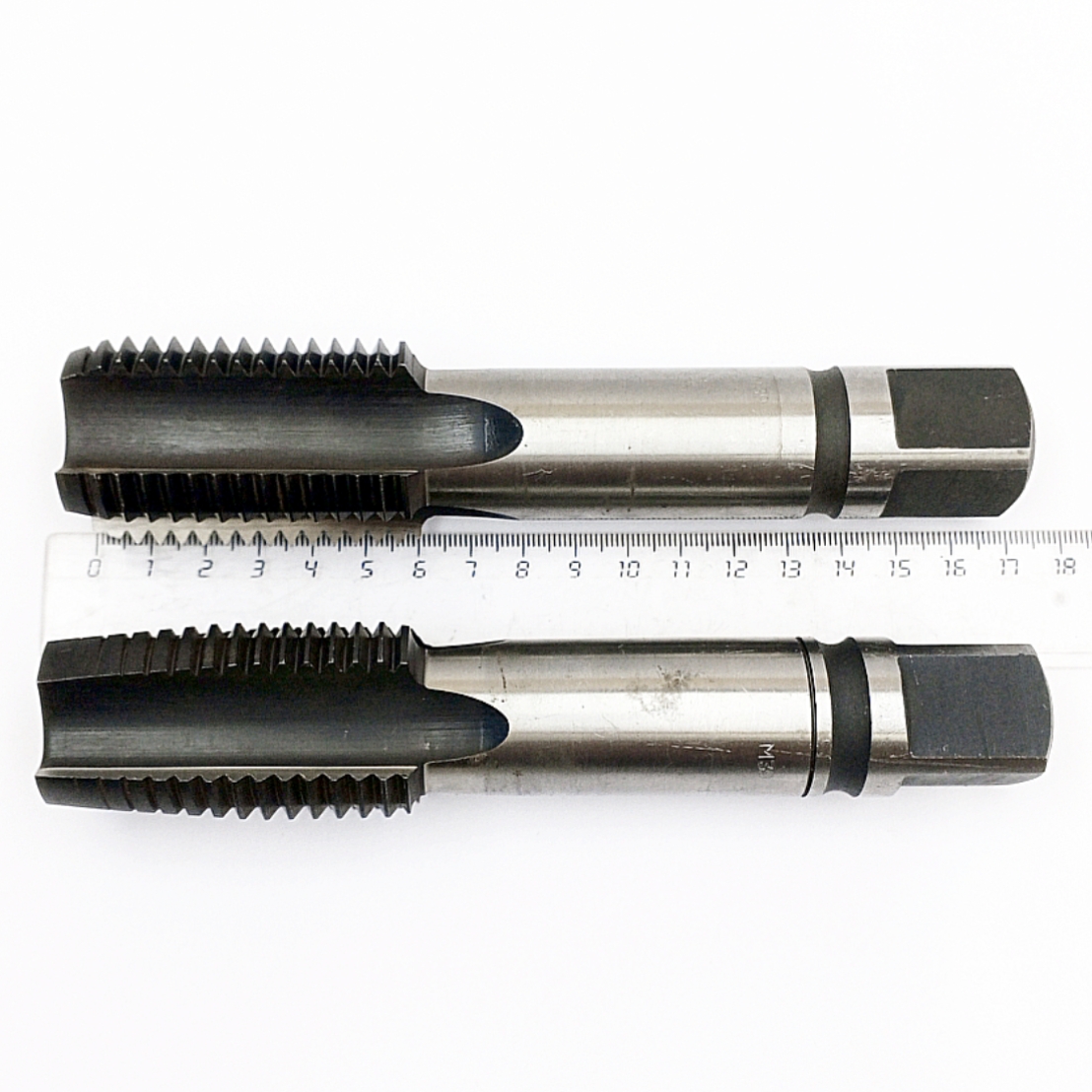 Метчик 2620-2105 (2620-2107) машинно-ручной М39х4,0 HSS (комплект 2шт) ГОСТ 3266-81