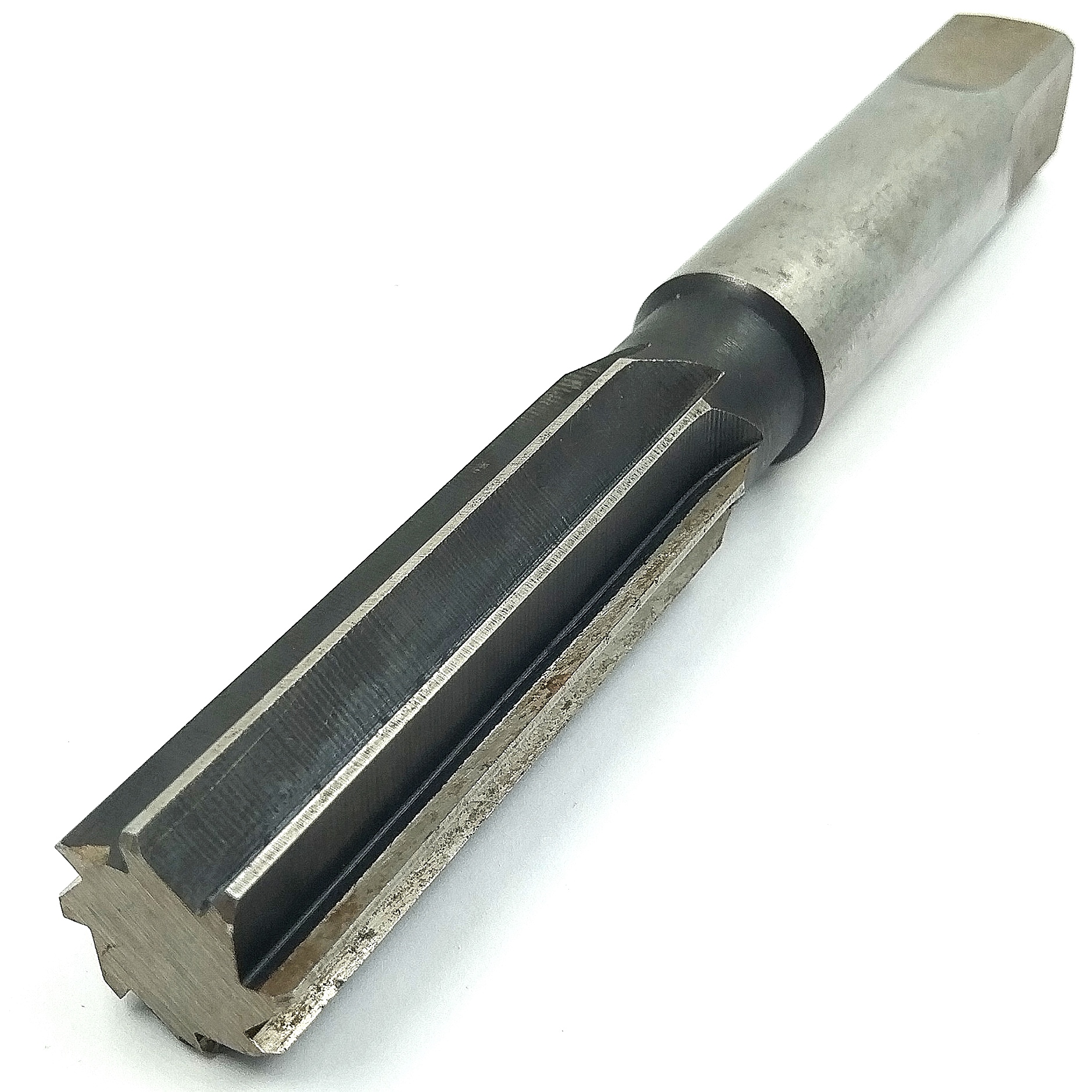 Развертка ручная d 28 F8 ц/х Z=8