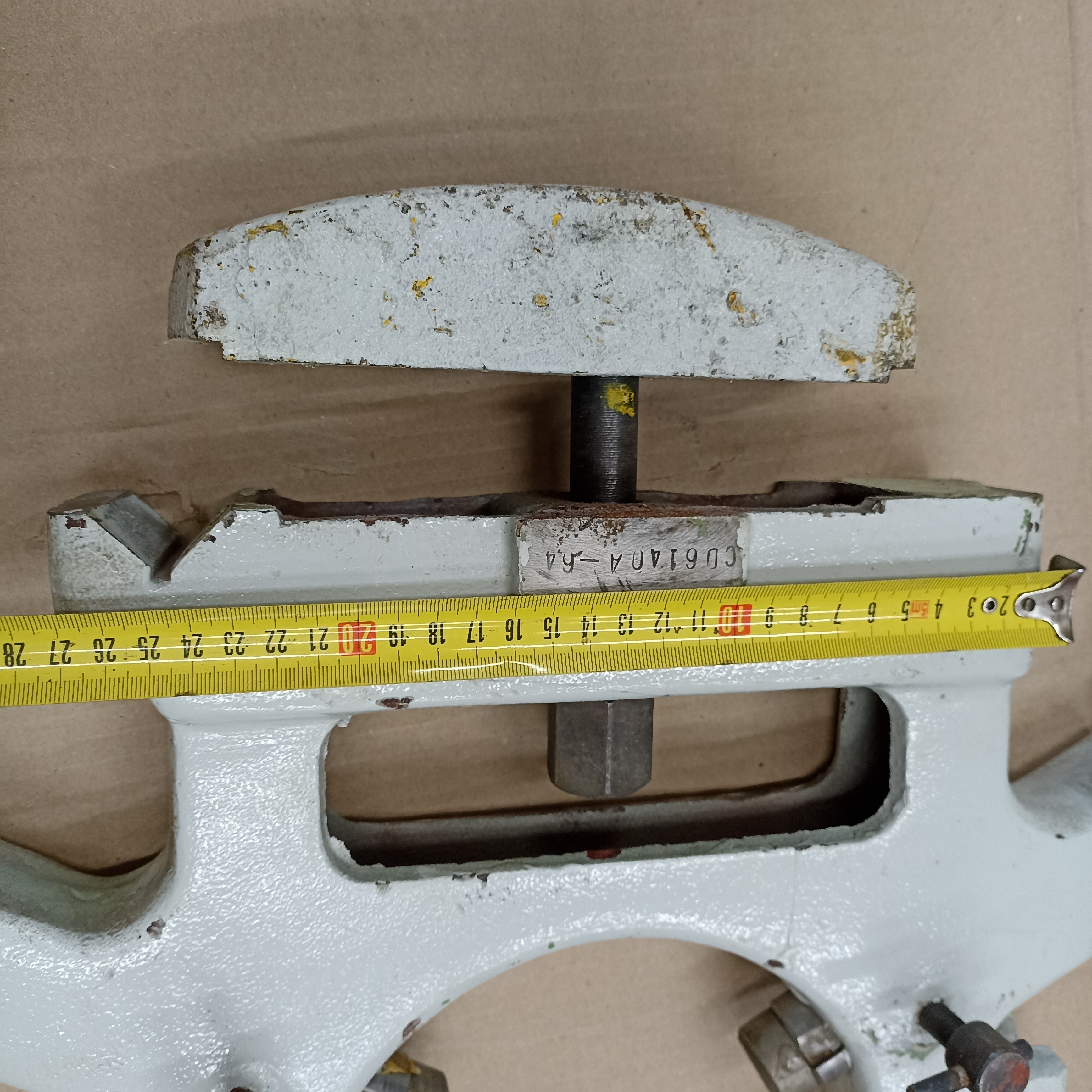 Люнет неподвижный CD 6140 A 180мм