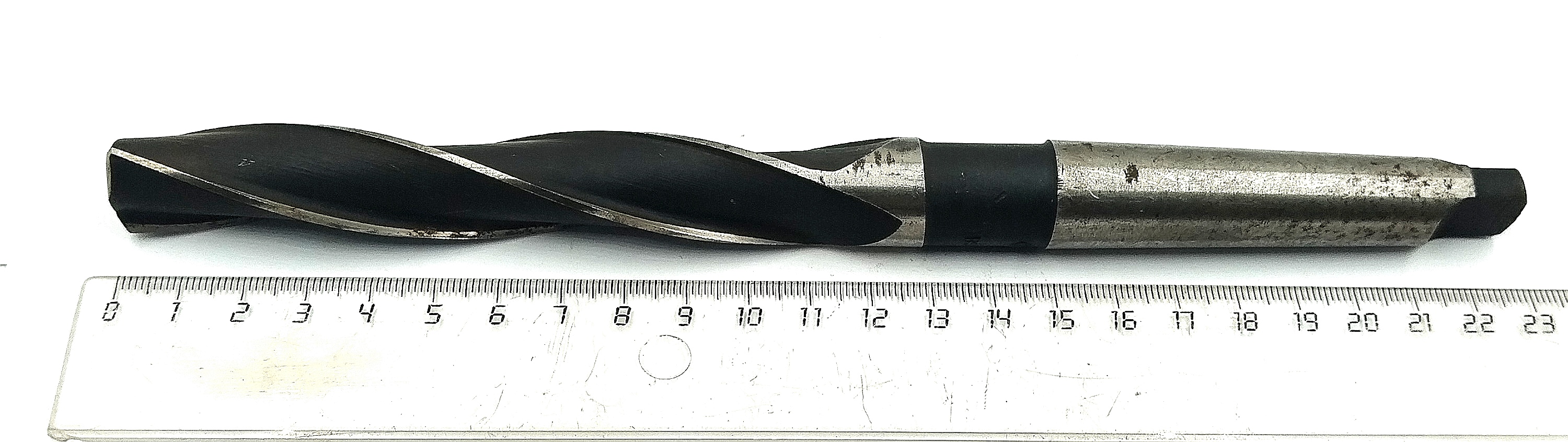 Зенкер цельный d 18 №2 к/х КМ2 Z=3 HSS
