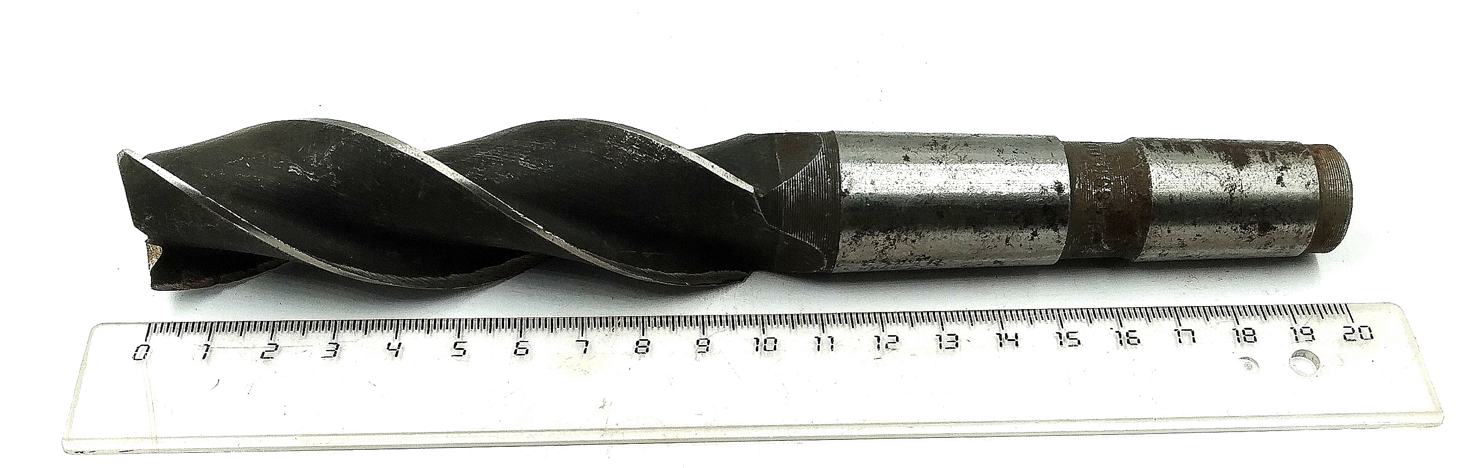  Фреза Концевая d 28х100 к/х Z=3 КМ3 HSS