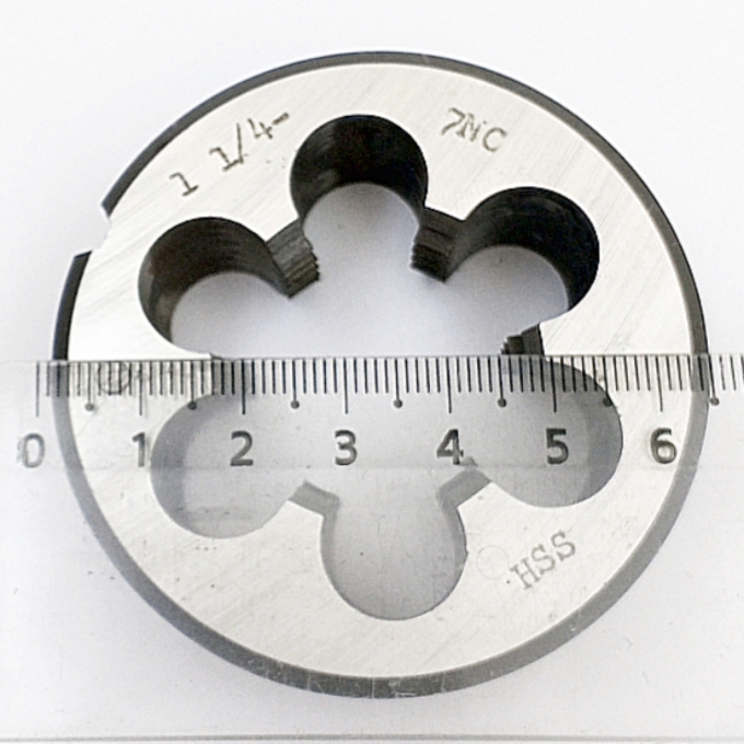 Плашка дюймовая унифицированная 1 1/4"-7NC HSS